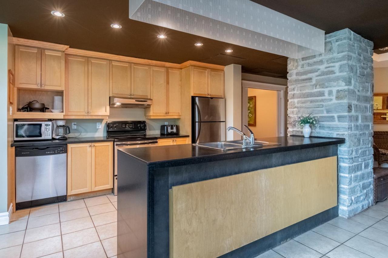 Condo Avec Parc Aquatique ! Beaupre Luaran gambar